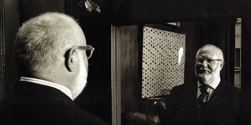 GIANFRANCO FERRE – Hall of Frames Company