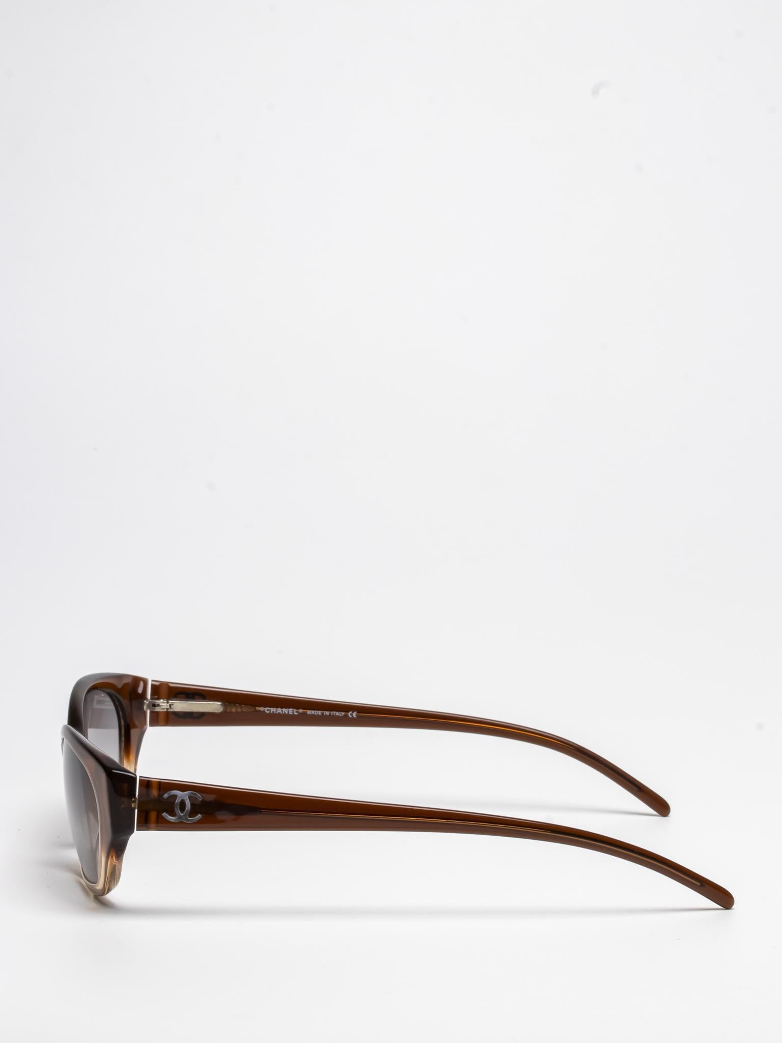5075-H c.787/11 | OVAL SUNGLASSES