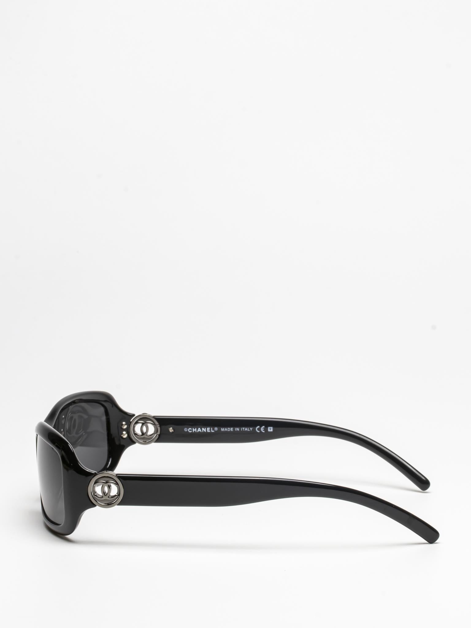 6024 c.501/87 | RECTANGULAR SUNGLASSES
