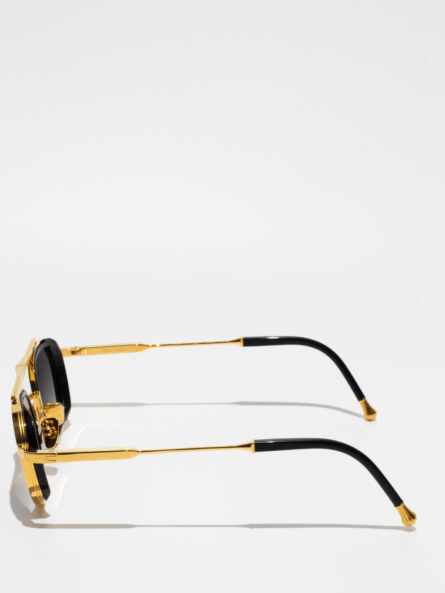 JOHN DALIA | JULIA C100