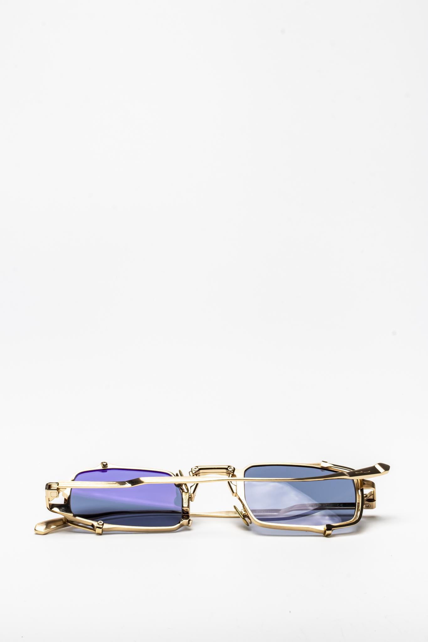 MOVITRA | TECTUM 02 | POLISHED LIGHT GOLD AZURE