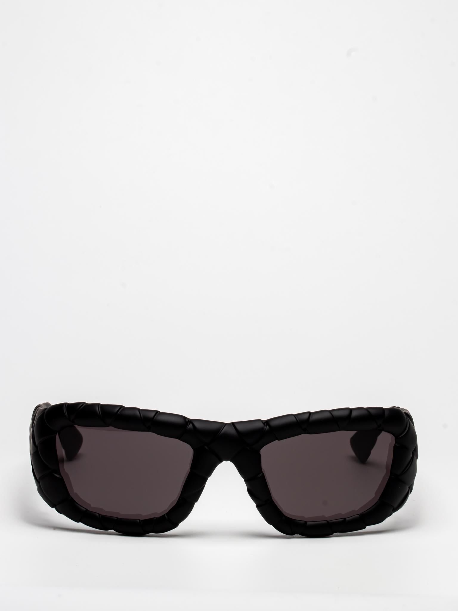 BOTTEGA VENETA | BV1303S 001 | BLACK | RECTAGULAR SUNGLASSES