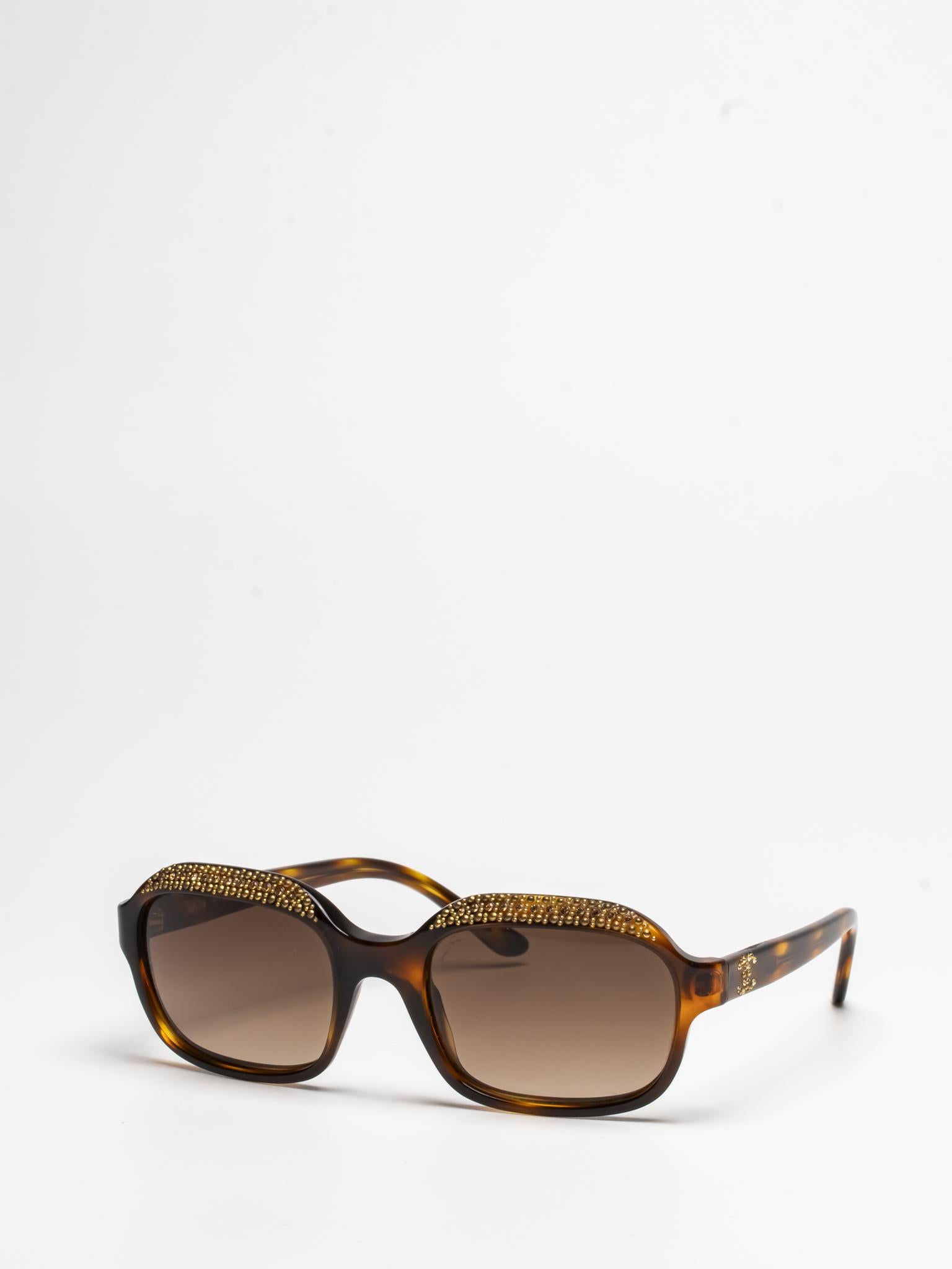 5133-B c.502/13 | RECTAGULAR SUNGLASSES