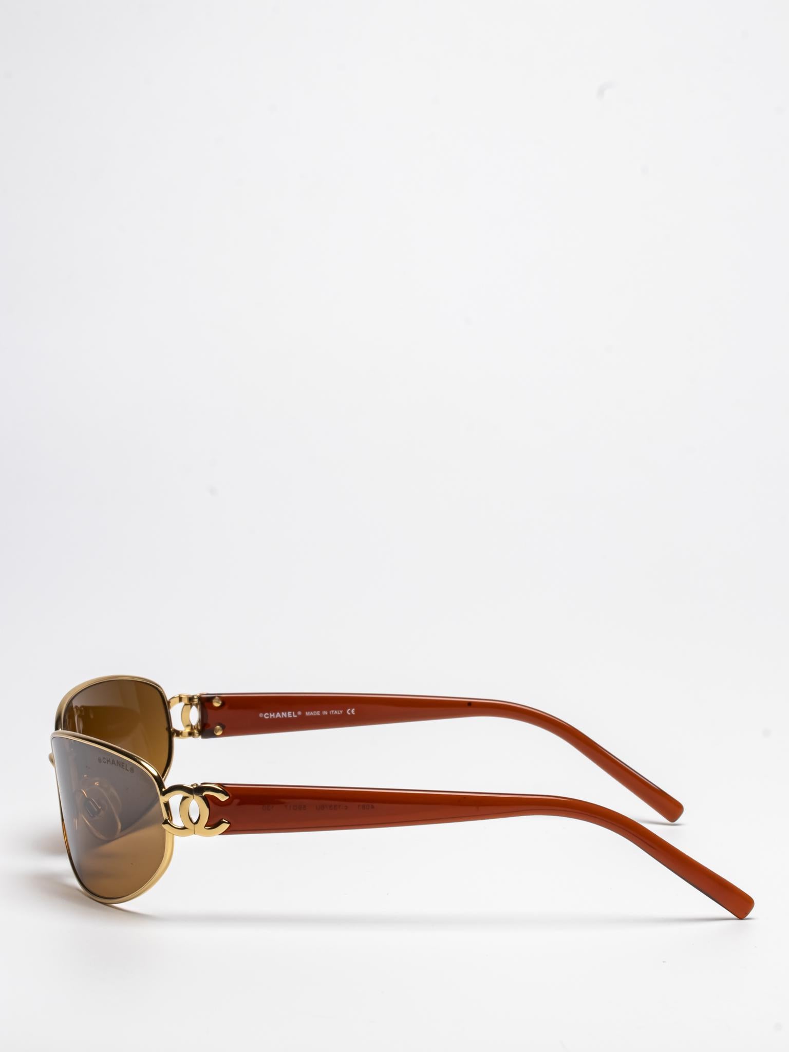 4081 c.133/6U | OVAL SUNGLASSES