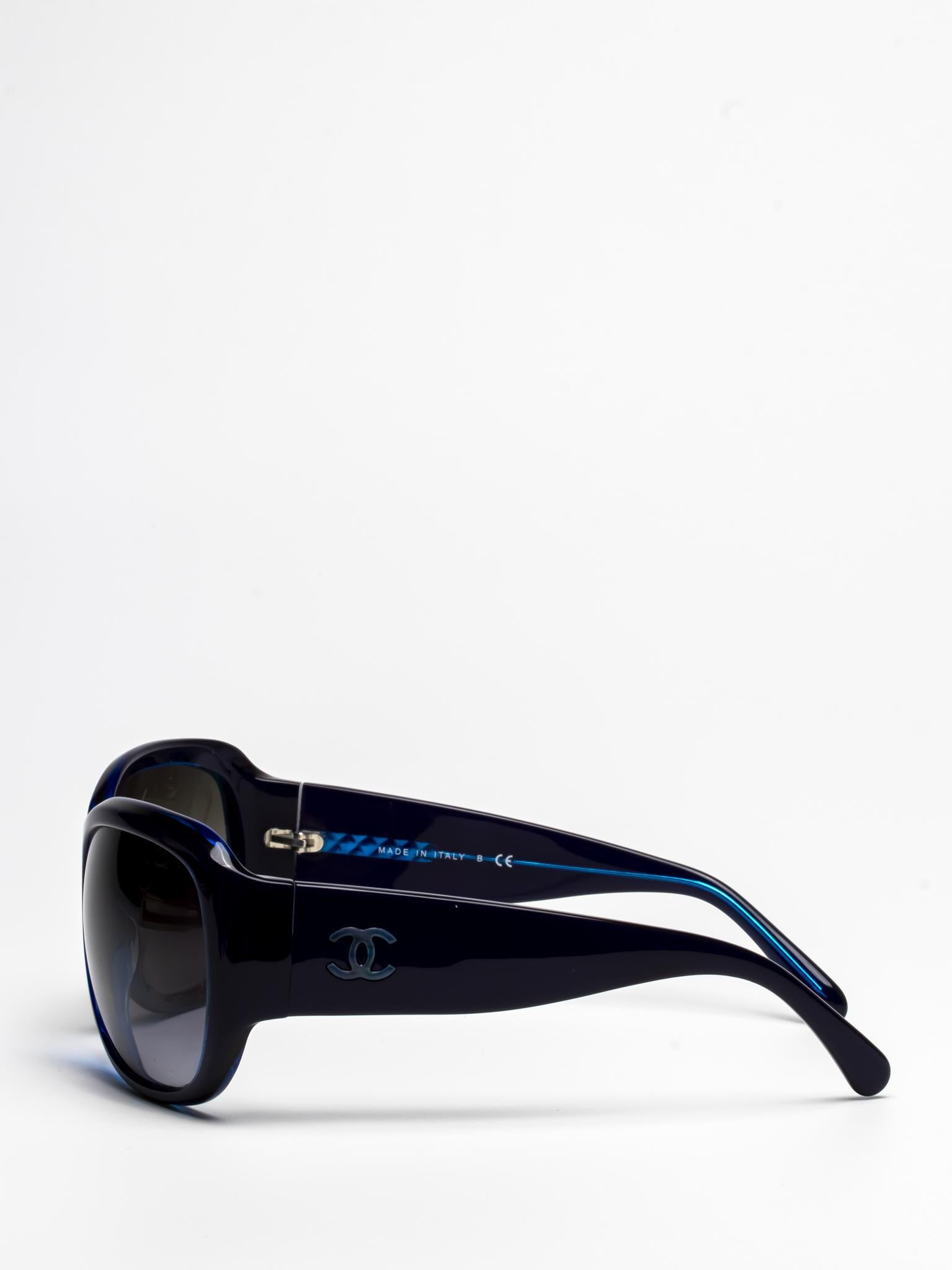 5226-H 1218/3C | OVAL SUNGLASSES