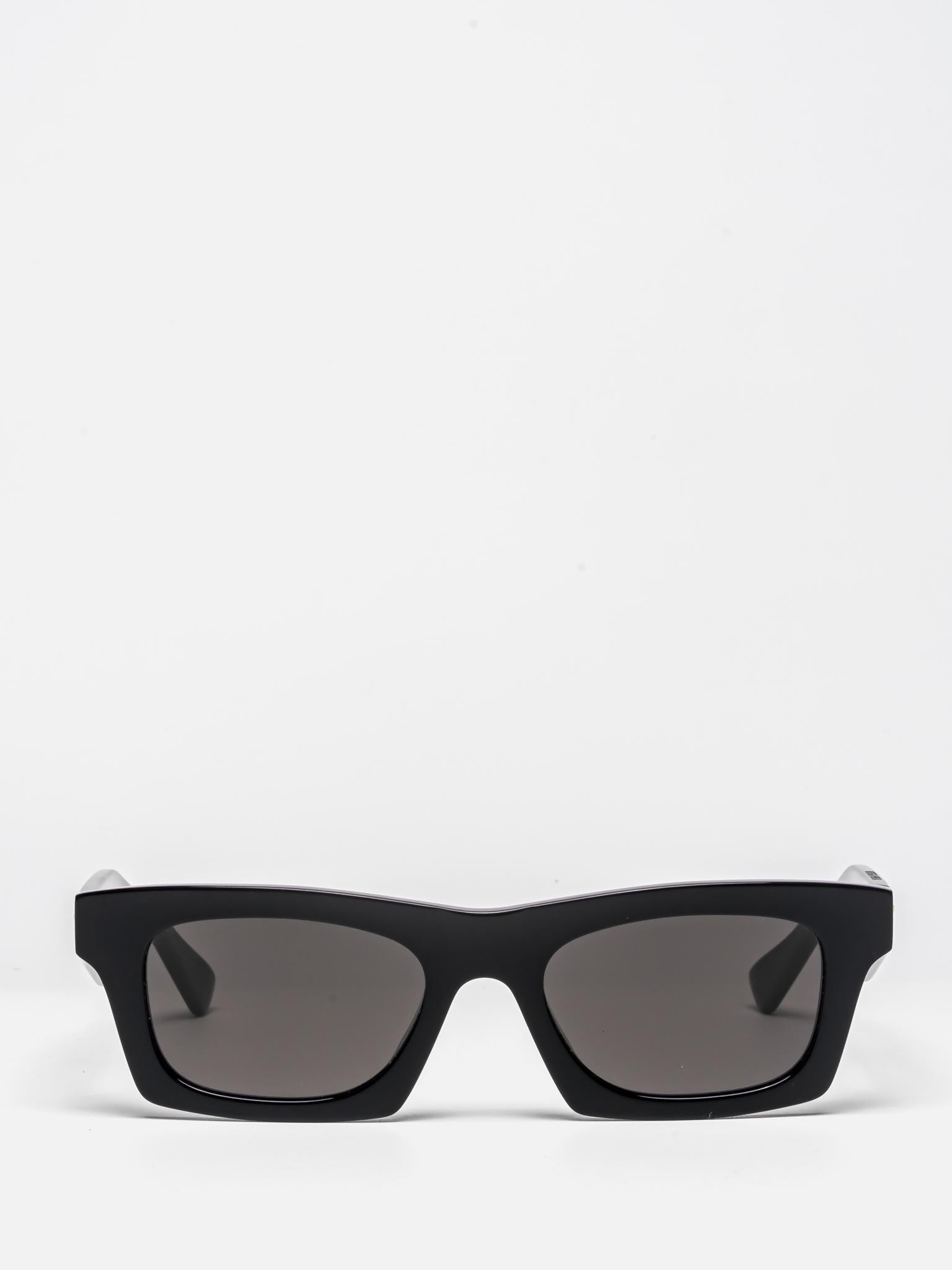 BV1457S 001 RECTANGULAR SUNGLASSES