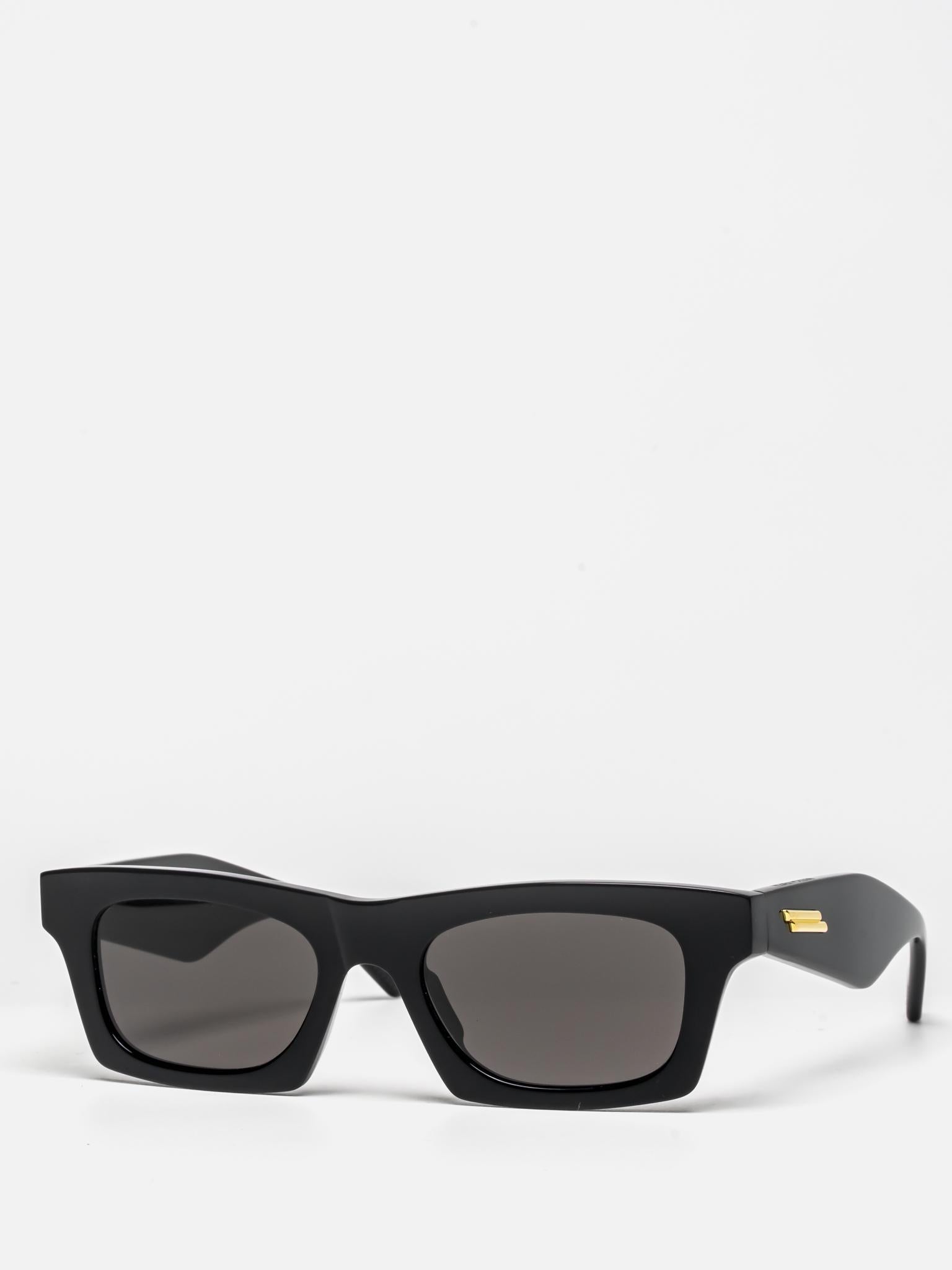BV1457S 001 RECTANGULAR SUNGLASSES