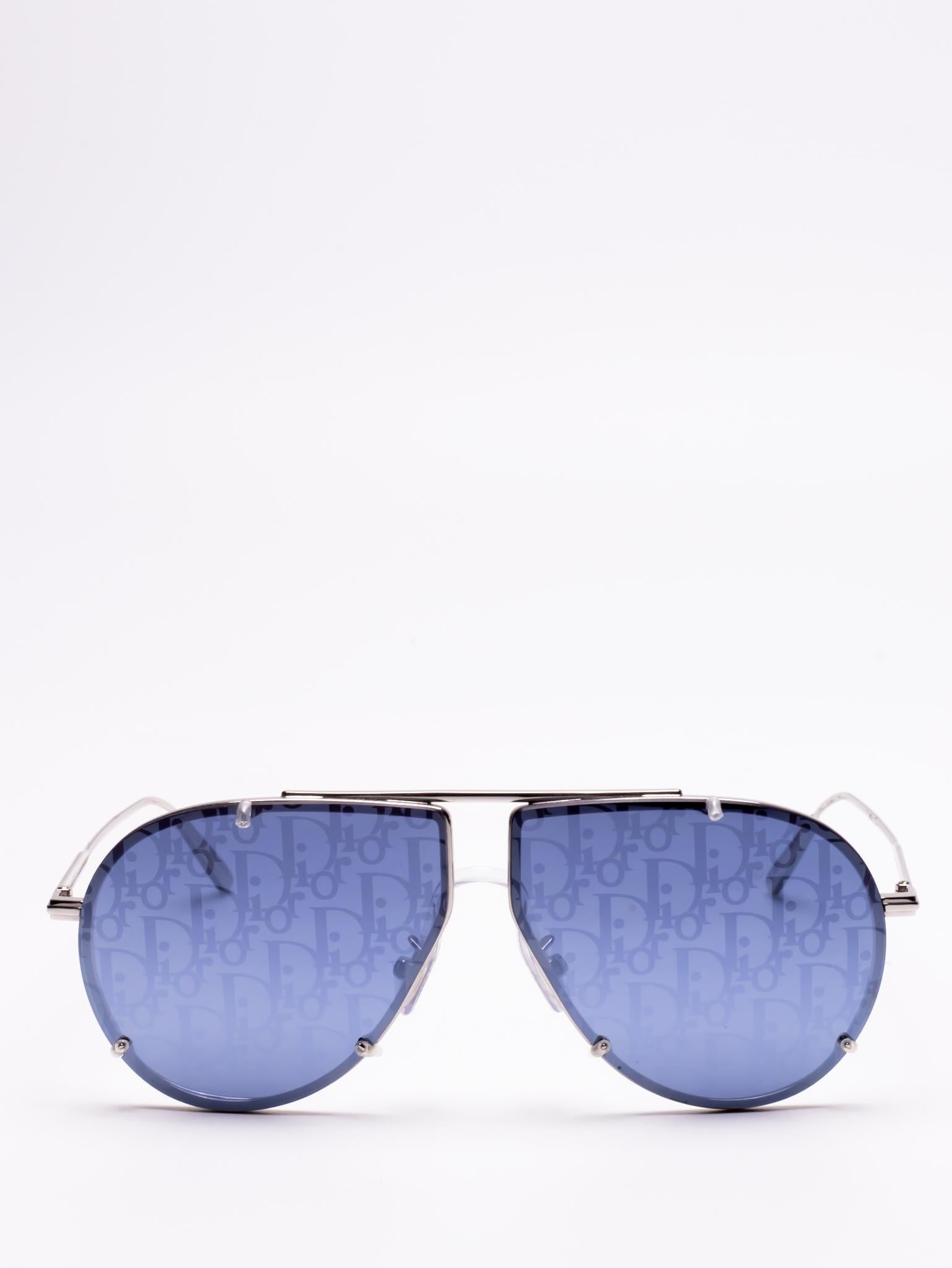 Dior | DiorBlacksuit | A2U F0B8