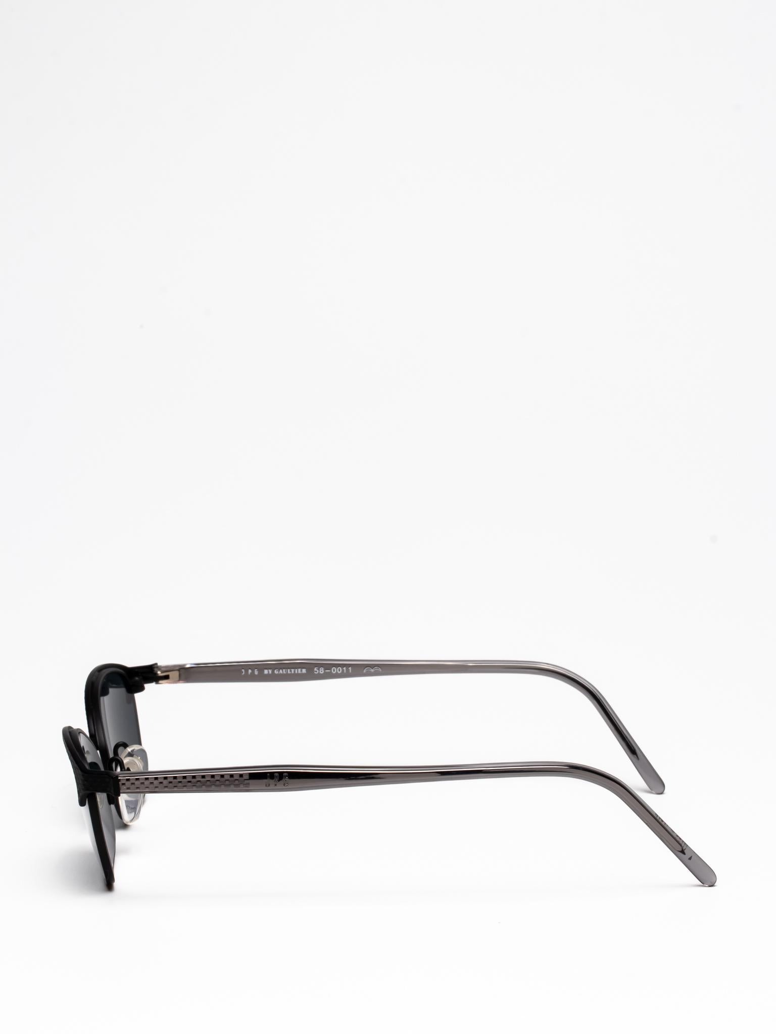 58-0011 BLACK