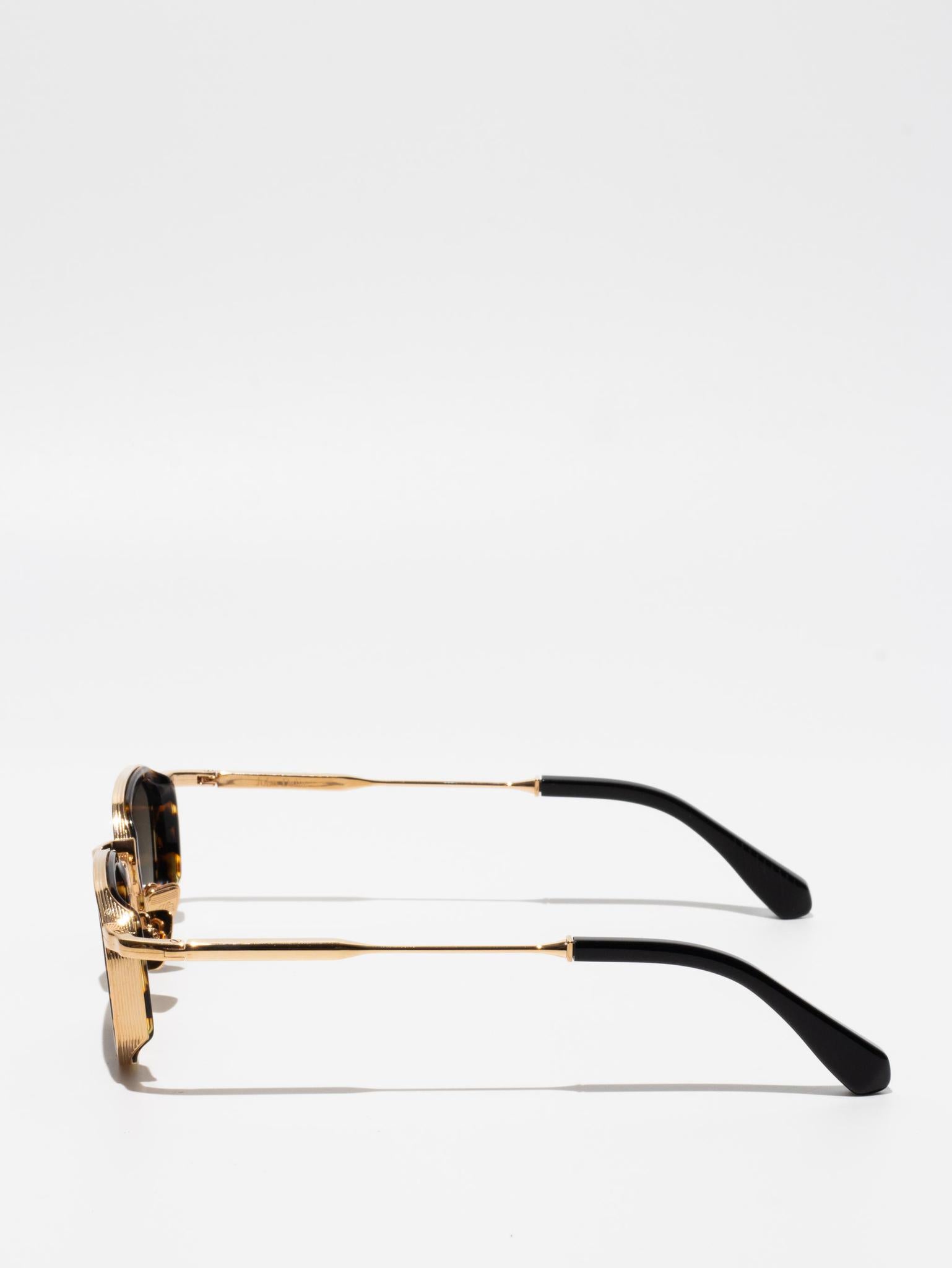 JOHN DALIA | JEAN C128