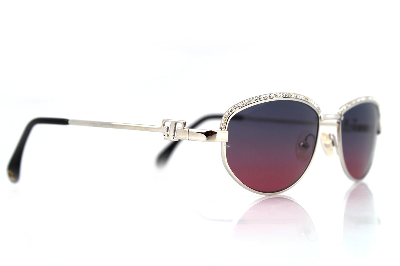 T789 C.10 23K GOLD PLATED