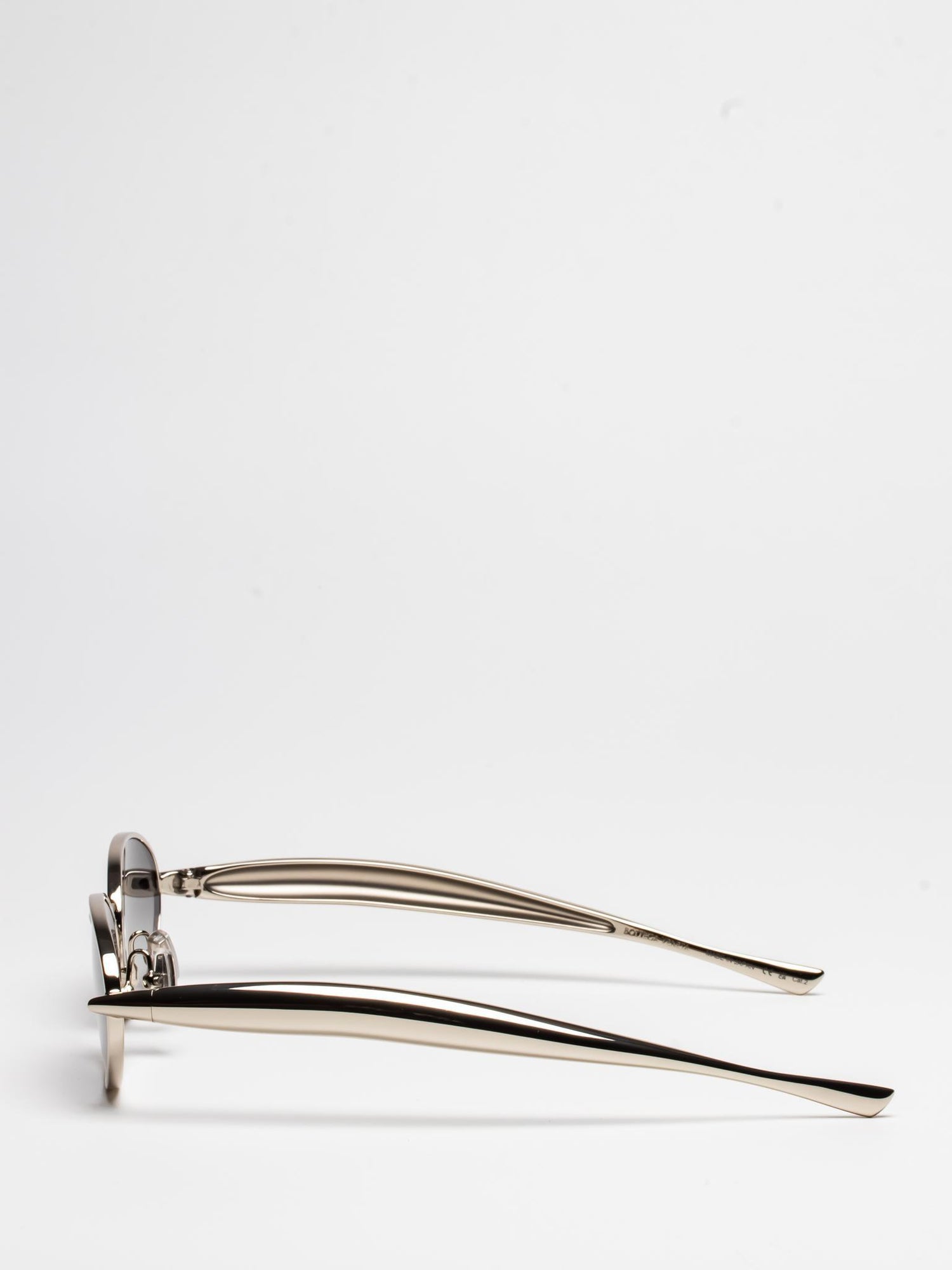 BOTTEGA VENETA | BV1386S 003 | SILVER | OVAL SUNGLASSES