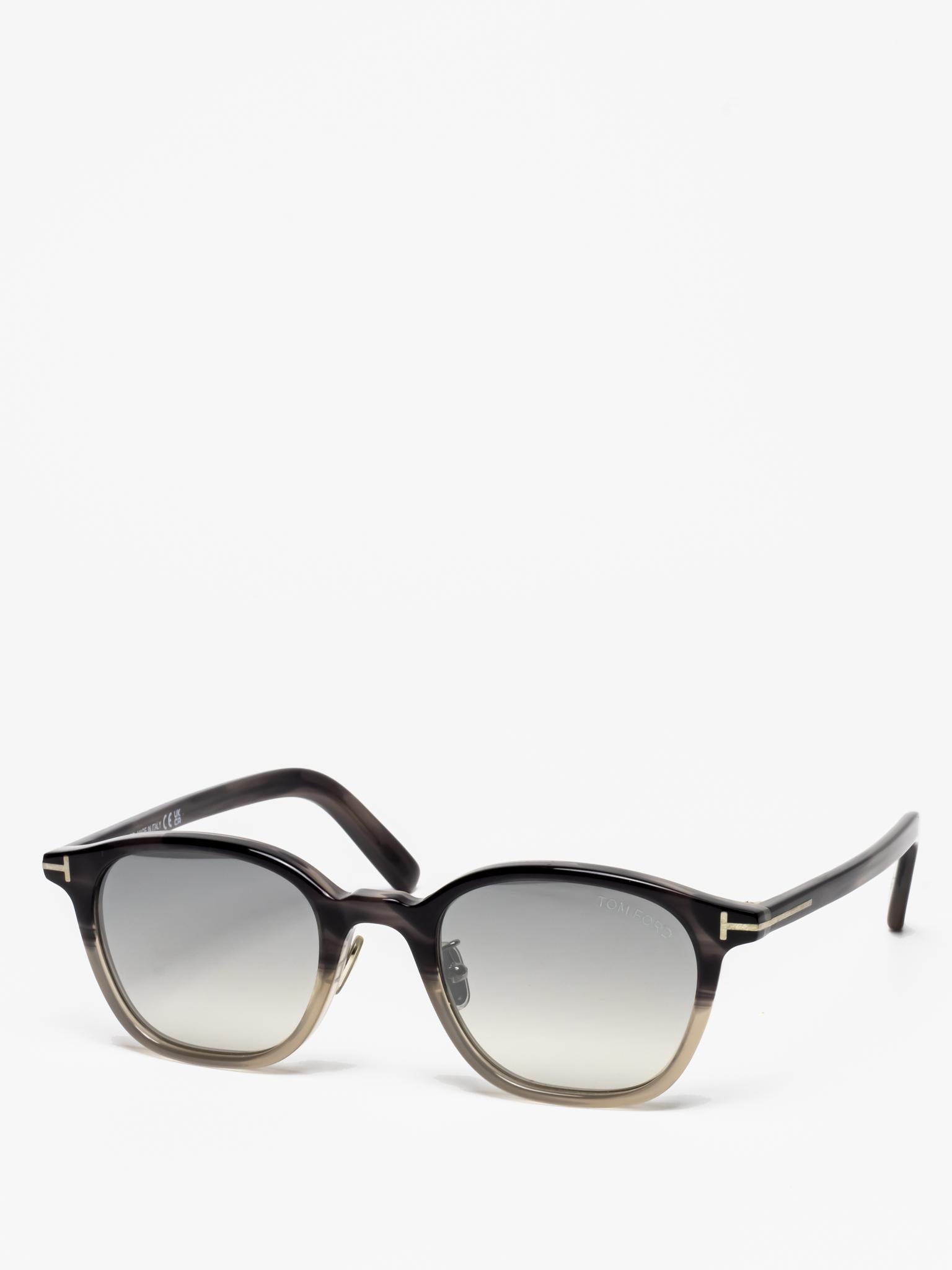 TOM FORD TF978-D 48C – Hall of Frames Company