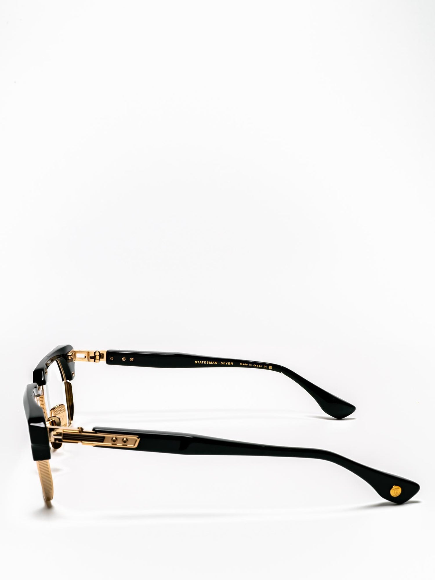 STATESMEN SEVEN DTX443-A-01