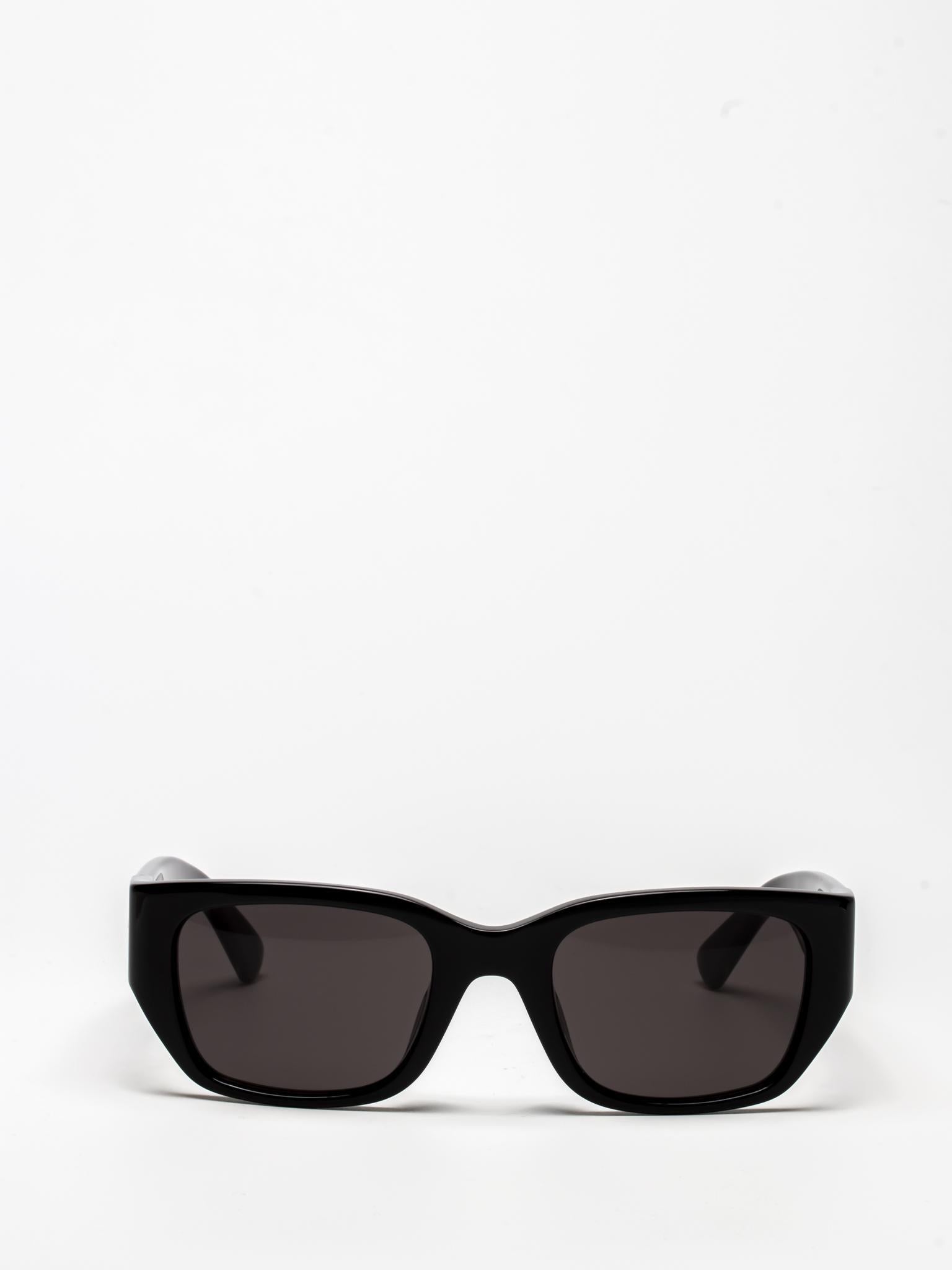 BV1401SA 001 RECTANGULAR SUNGLASSES