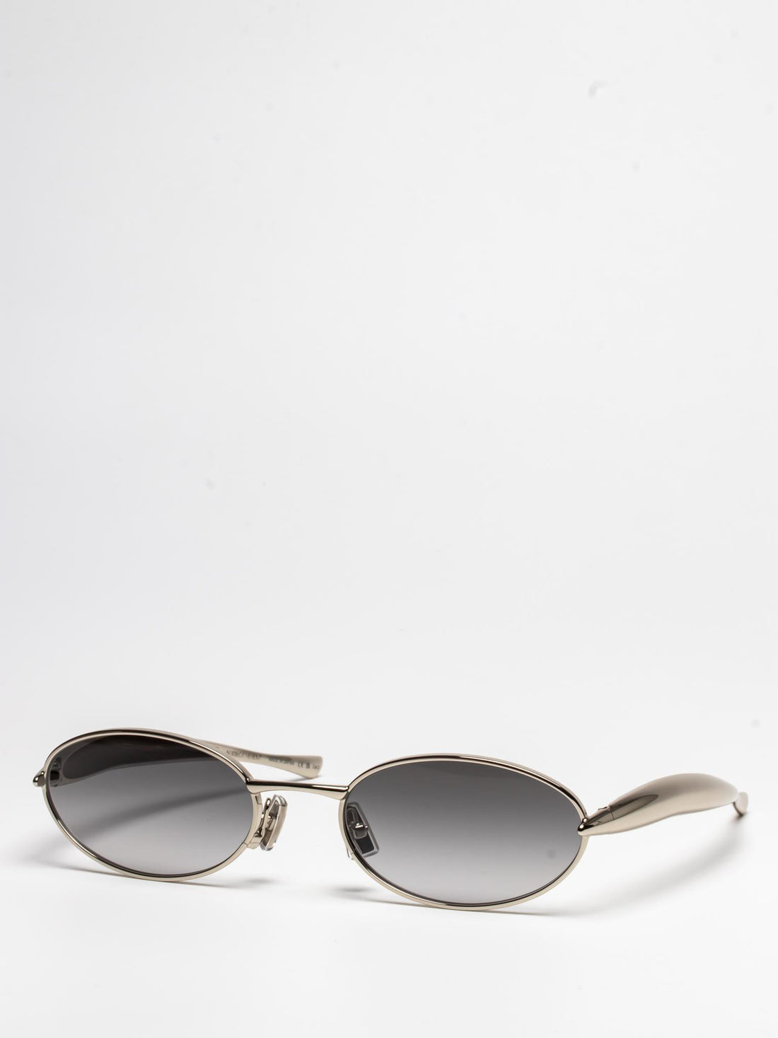 BOTTEGA VENETA | BV1386S 003 | SILVER | OVAL SUNGLASSES