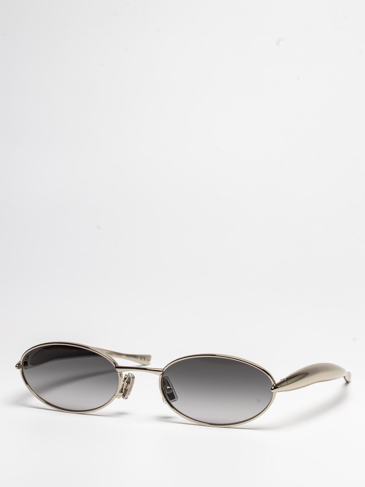 BOTTEGA VENETA | BV1386S 003 | SILVER | OVAL SUNGLASSES