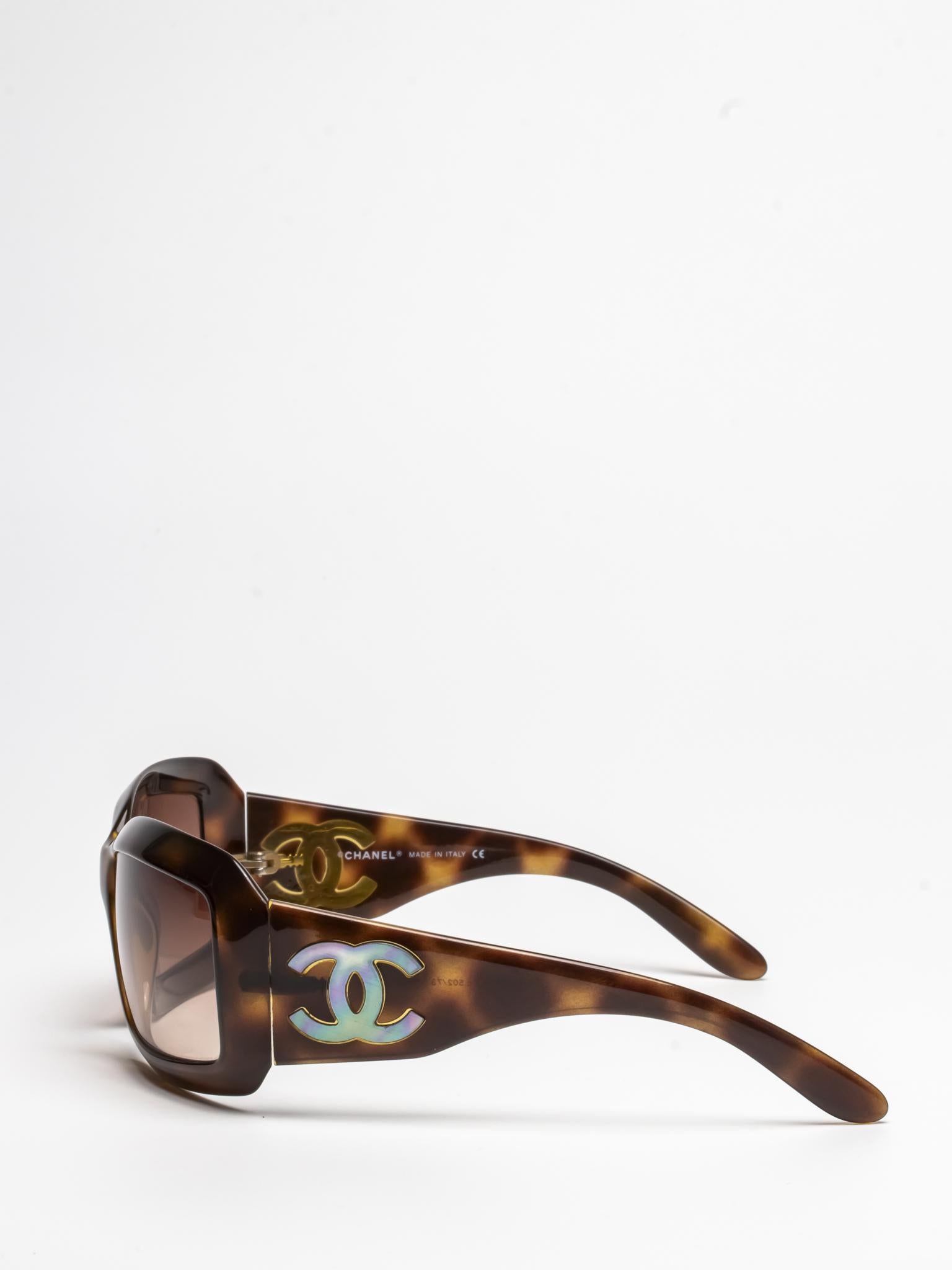 5076-H 502/73 | RECTANGULAR SUNGLASSES – Hall of Frames Company