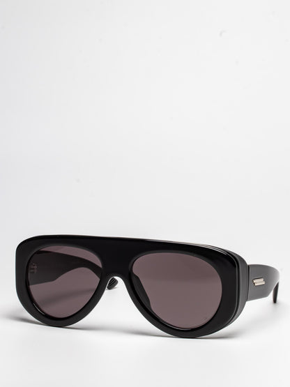 BOTTEGA VENETA | BV1362S 001 | BLACK | OVAL SUNGLASSES