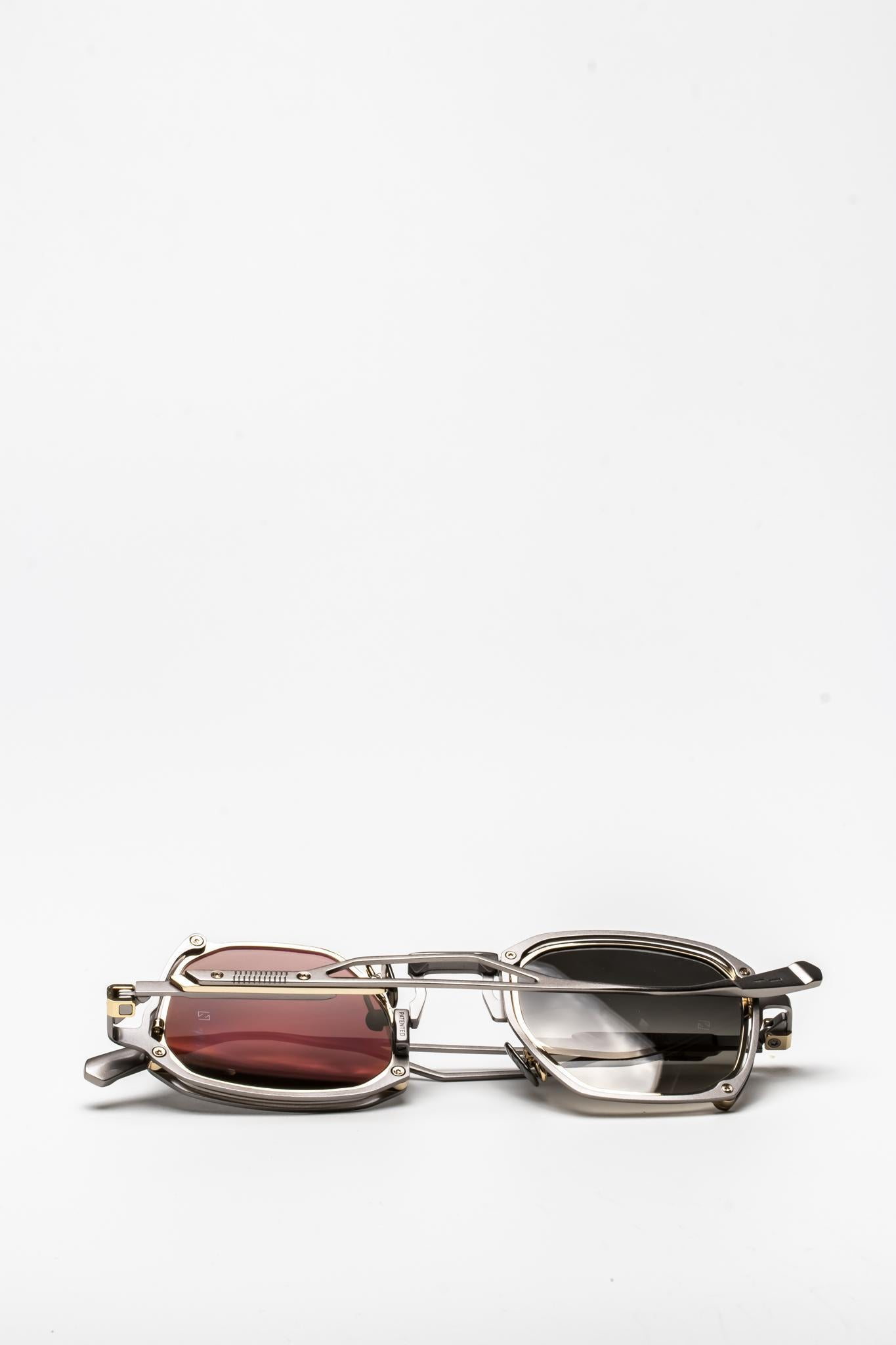 MOVITRA | TRINITAS 01 | POLISHED LIGHT GOLD