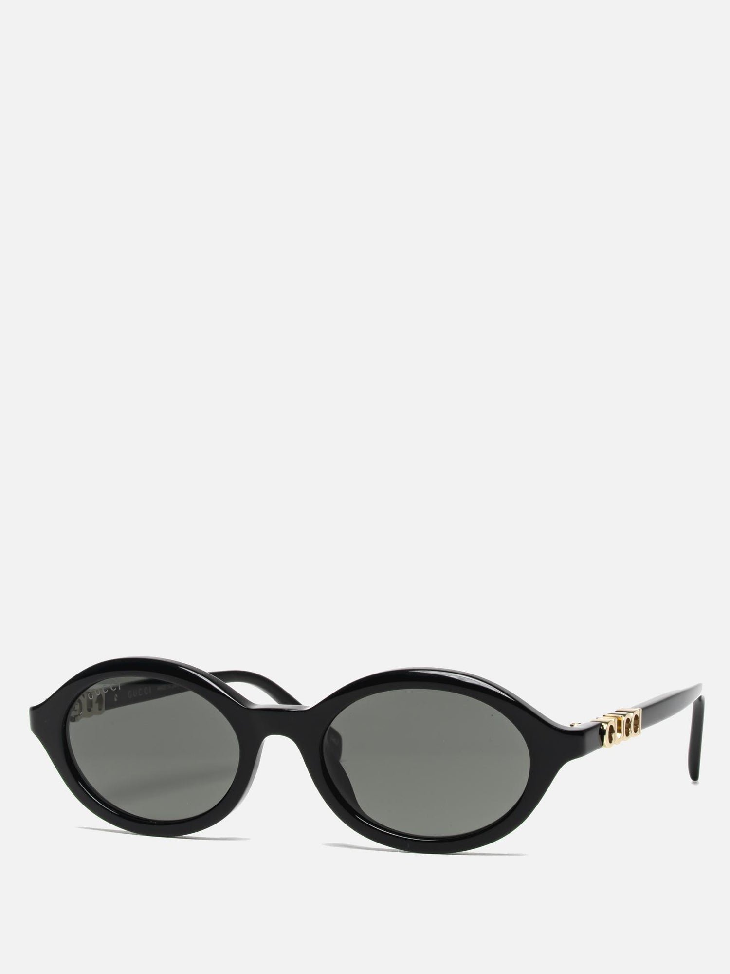 GG2152S 001