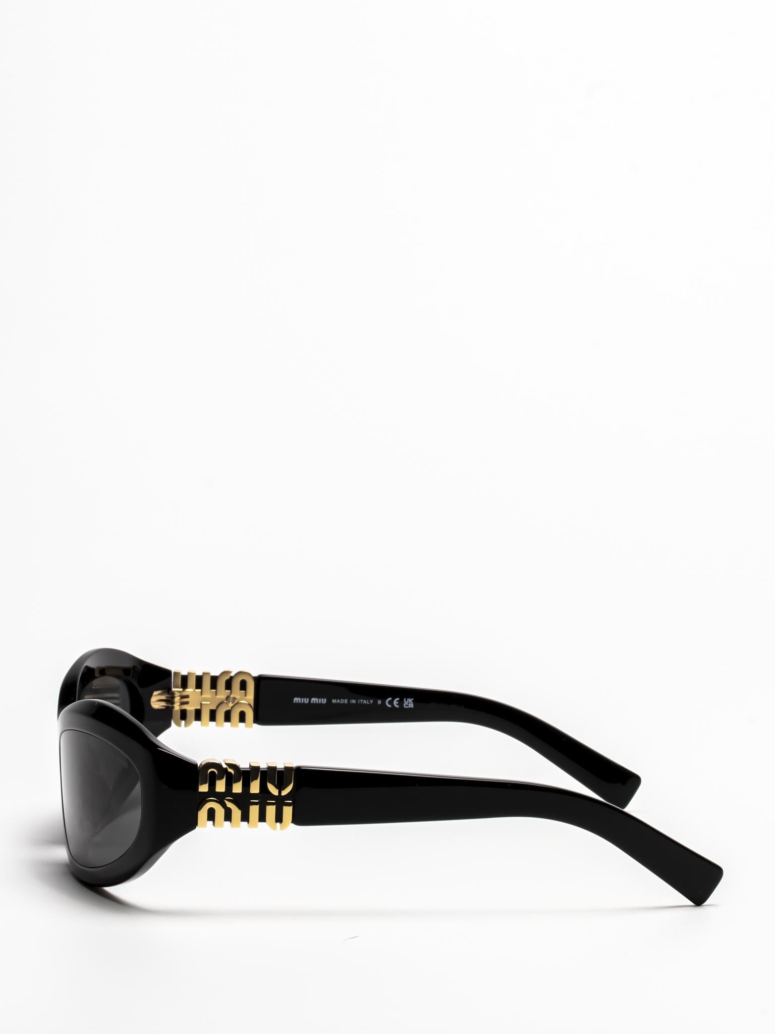SMU 14Z 16K-08Z | OVAL SUNGLASSES
