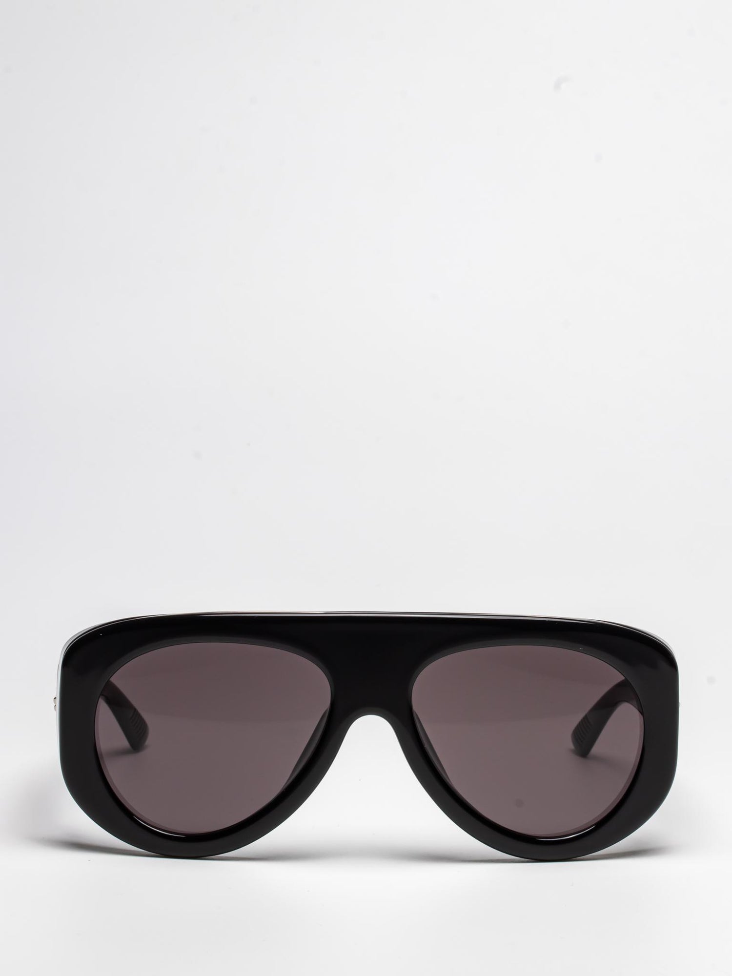 BOTTEGA VENETA | BV1362S 001 | BLACK | OVAL SUNGLASSES