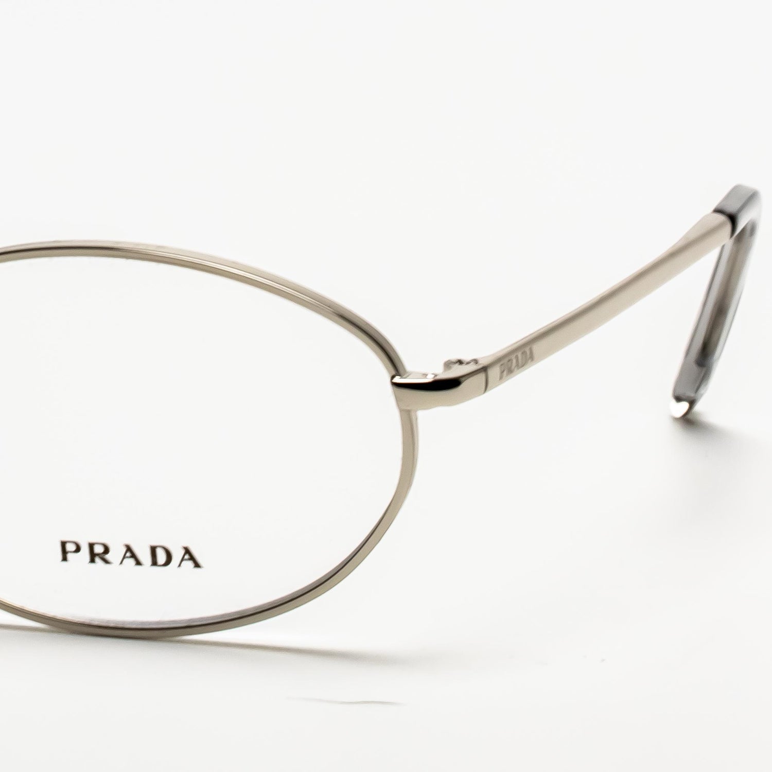 VPR A57 | OVAL EYEGLASSES