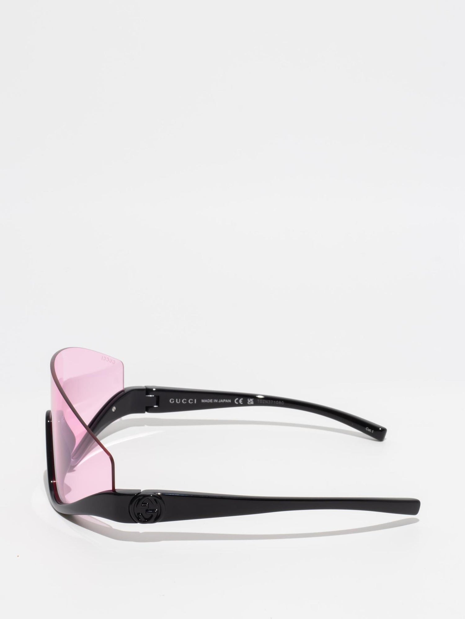 Gucci GG1650S 002 Black/Pink Sunglasses