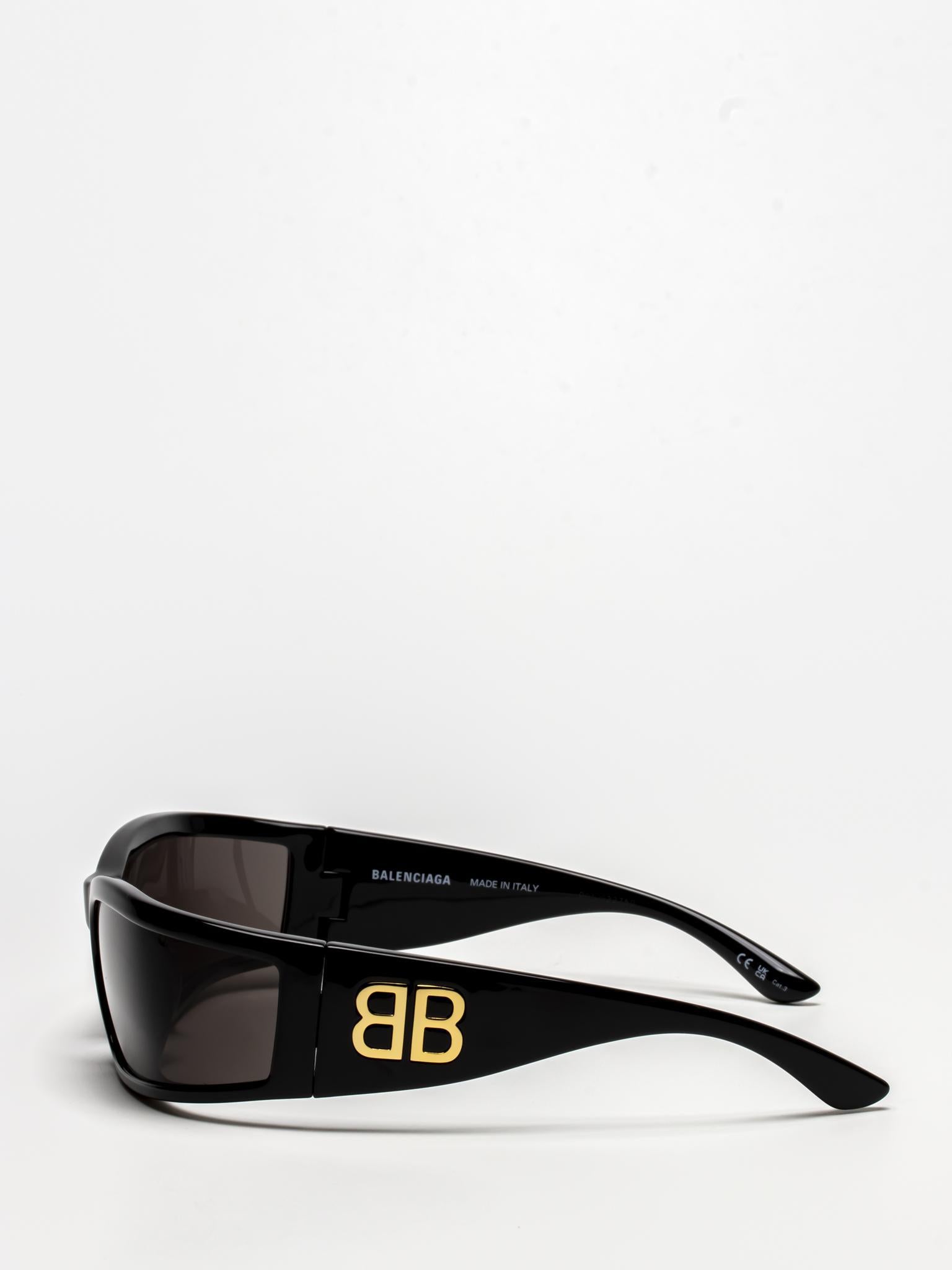 BB0458S 001 | BLACK | RECTANGULAR WRAP SUNGLASSES